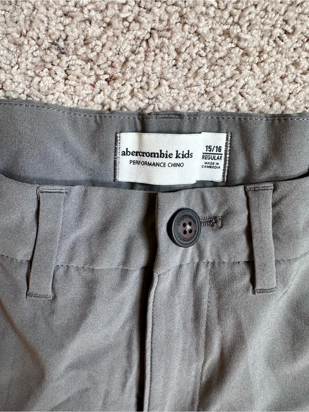 Boys Abercrombie Performance Chinos (size 15/16)